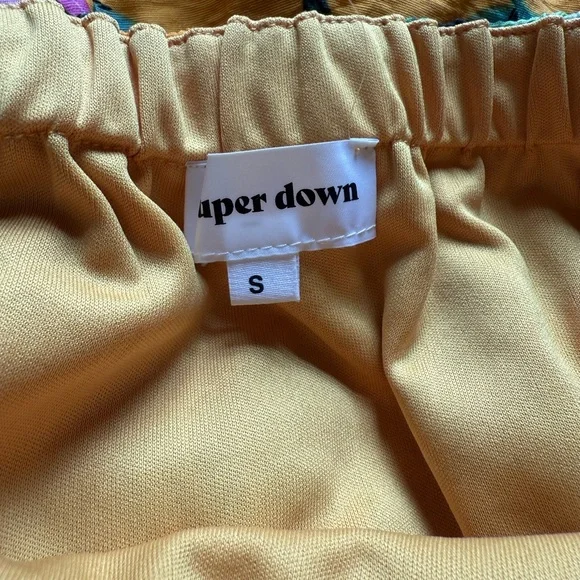 Tropical Leaf Print Romper - Picture 3 of 3